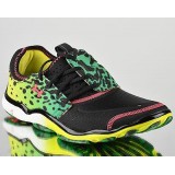 UNDER ARMOUR MICRO G TOXIC SIX